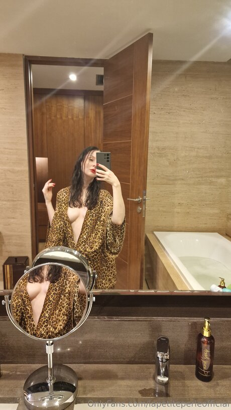 Lapetiteperleofficial 可愛いモデル 画像