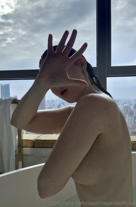 Lapetiteperleofficial ポルノモデル 画像