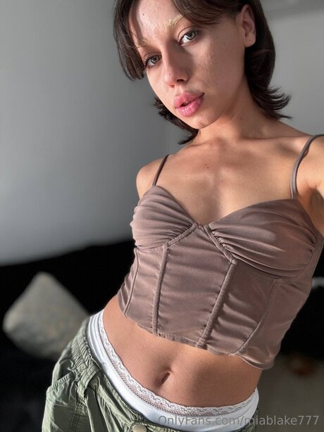 Ana Ji 限定スター ギャラリー