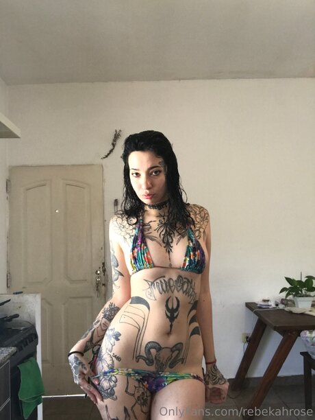 刑務所のOnlyFans セクシーヌード 写真