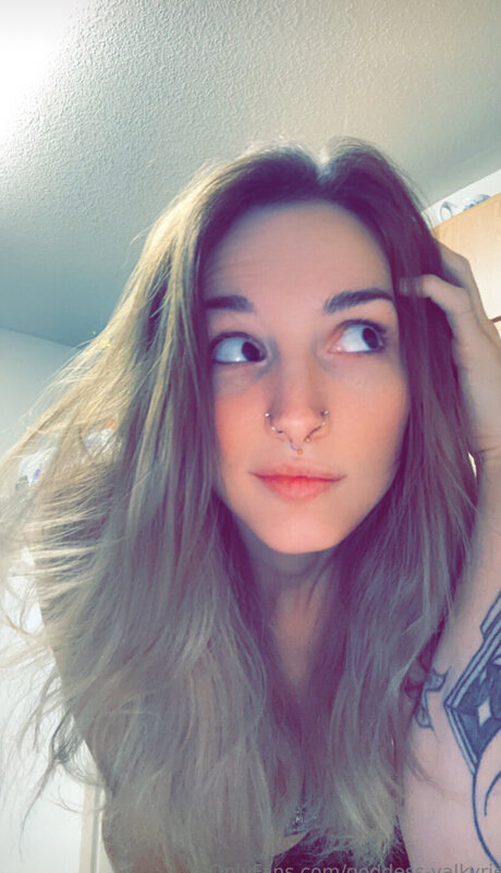 Lllemondropppfree ヌードモデル 画像