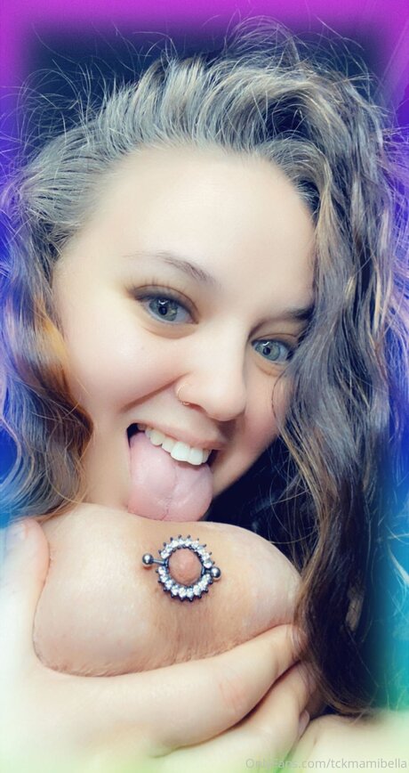 黒人レズビアンOnlyFans 裸 ギャラリー