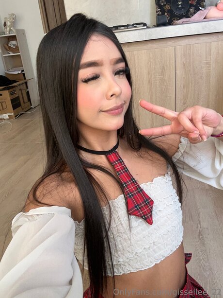 Gissellee 22 XXXモデル 写真