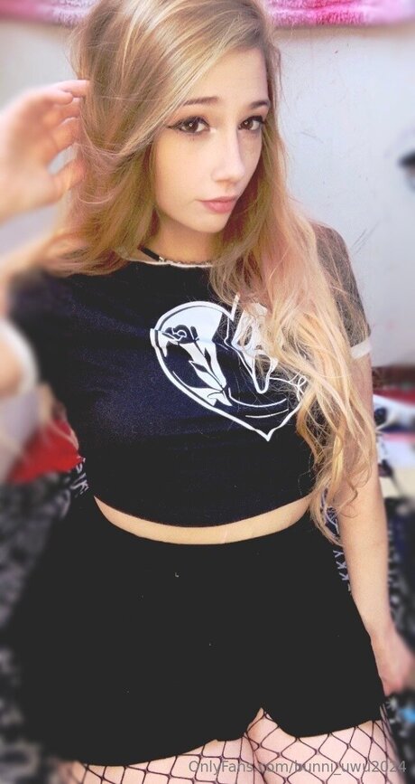 Bunni Uwu2024 ポルノスター 画像