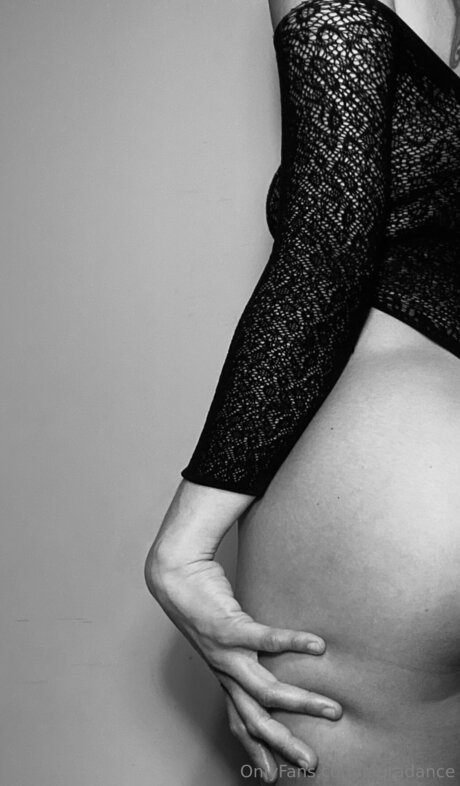 妻のアナルOnlyFans 美しいxxx 画像