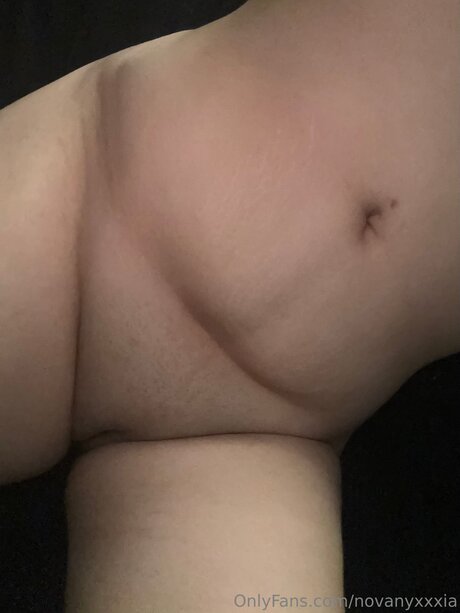 大きなお尻のマンコOnlyFans 美しい裸 画像