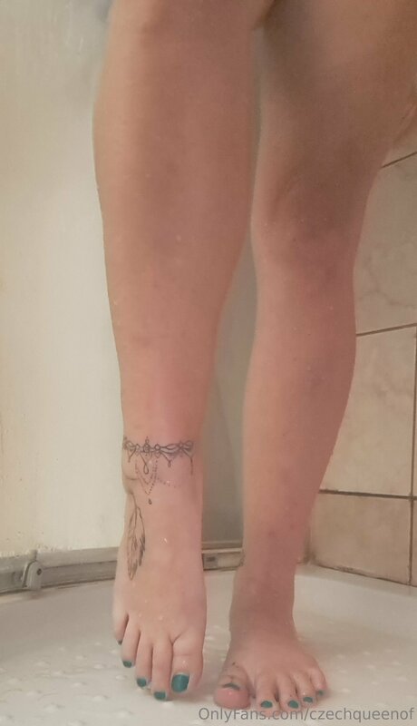 Czechqueenof ポルノスター ヌード 画像