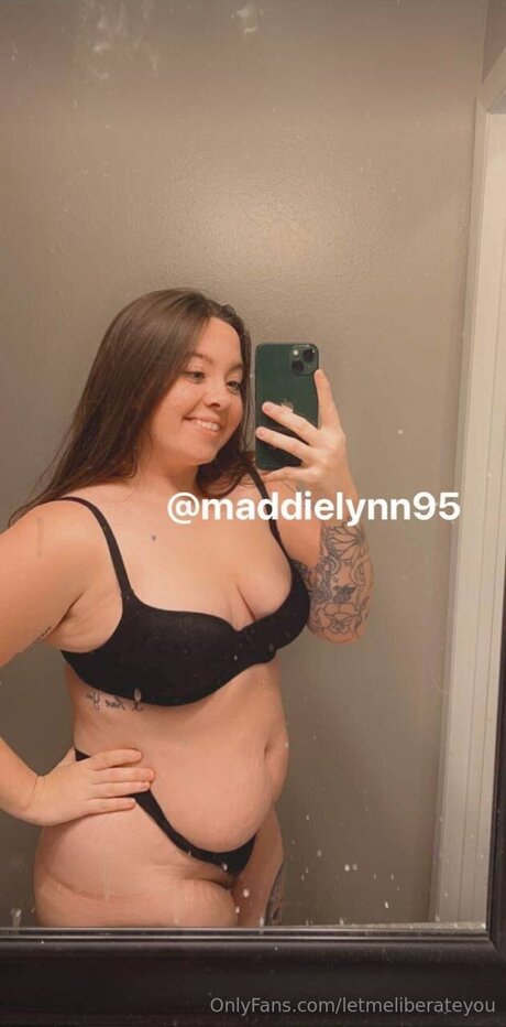 曲線美の黒檀OnlyFans ホット裸 写真