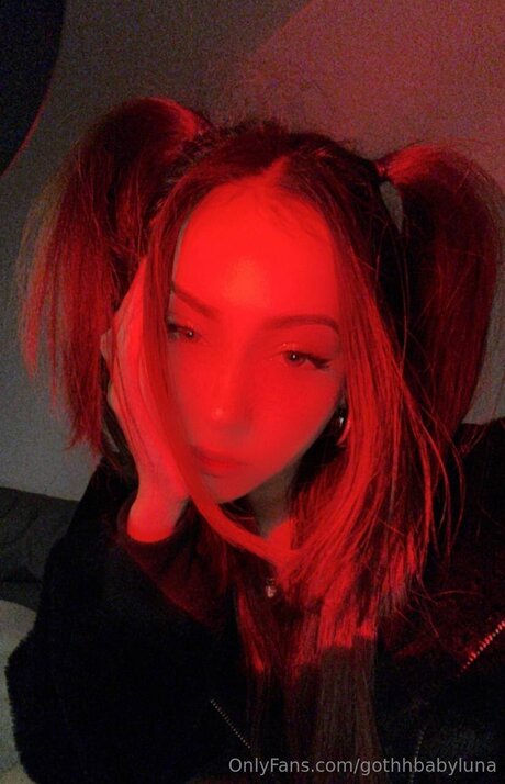 母娘オンリーファン 無料セクシー 画像