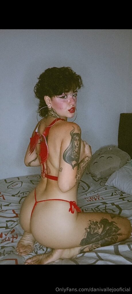 アジア人トゥインクOnlyFans セクシー裸 画像