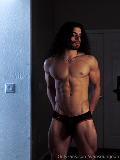 Ivansdungeon ポルノスター 可愛い 写真