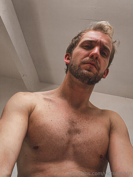 Victorobitch アダルトスター 写真