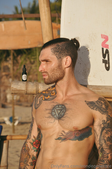 細身の巨乳OnlyFans ホットポルノ 写真