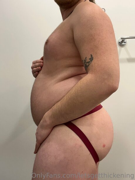 ティーンフィンガリングOnlyFans セクシーヌード 画像