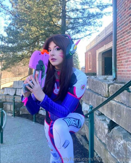 Kittyhanafree セックス女優 画像