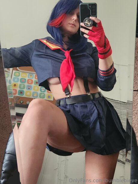 Bumblebieve ヌードスター 画像