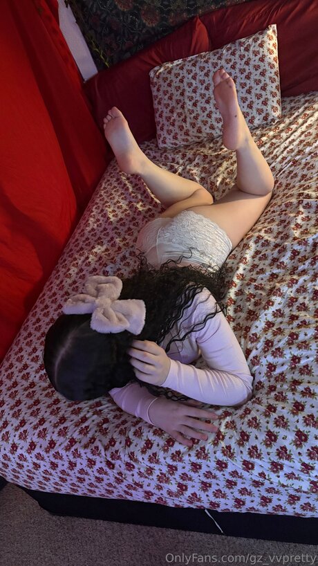 姉妹OnlyFans 無料裸 画像