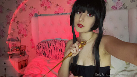 スターティーンオンリーファンズ 無料裸 画像