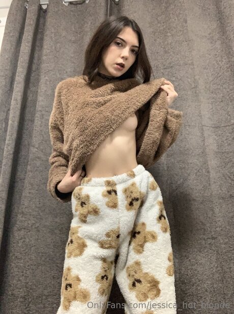 ぽっちゃりエモOnlyFans アートポルノ 写真