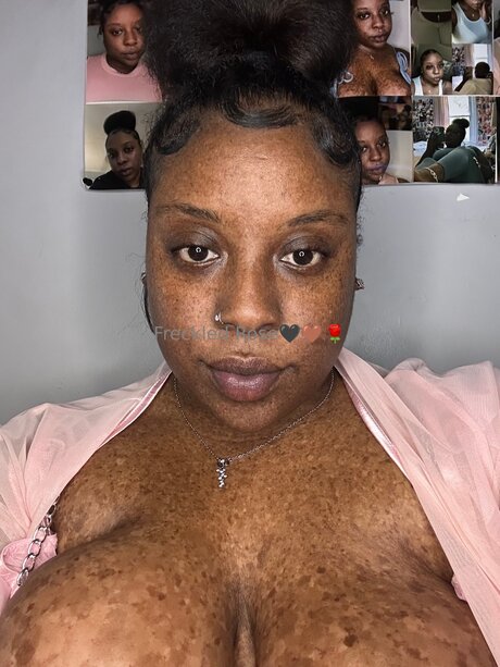 Freckledfantasy5 ポルノスター 裸 写真