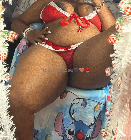 大きなお尻のアジア人OnlyFans アートヌード 写真