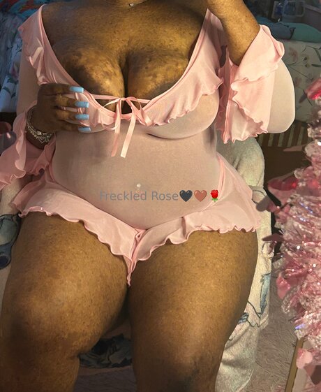 興奮した熟女OnlyFans ポルノ 写真