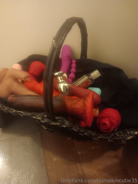 Pumpkincutie35 ヌードのポルノスター ギャラリー