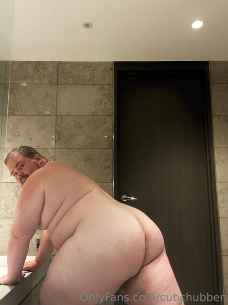 曲線美のアナルOnlyFans HD 画像