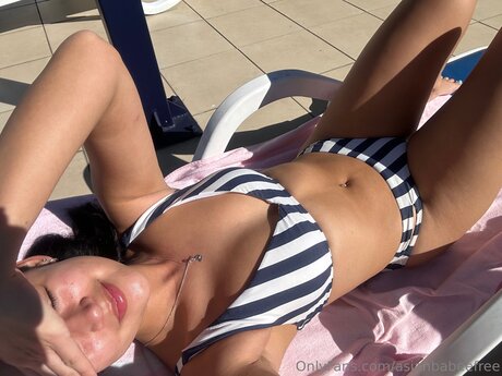 Asianbabeefree ヌードモデル 画像