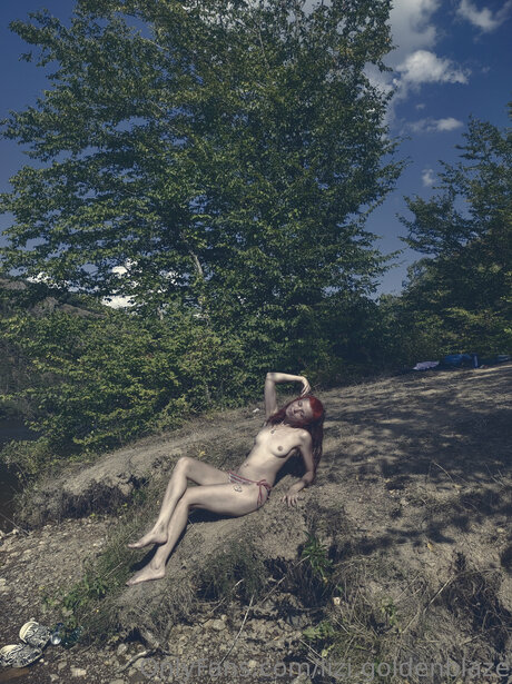 Lizi Goldenblaze ポルノスター 画像