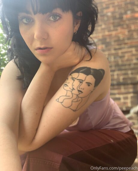 Peepeach 無料モデル ギャラリー