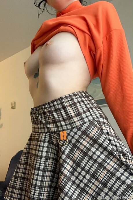 Peepeach かわいいモデル 写真