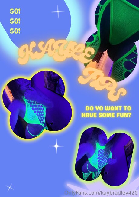 Kaybradley420 裸のスター 写真