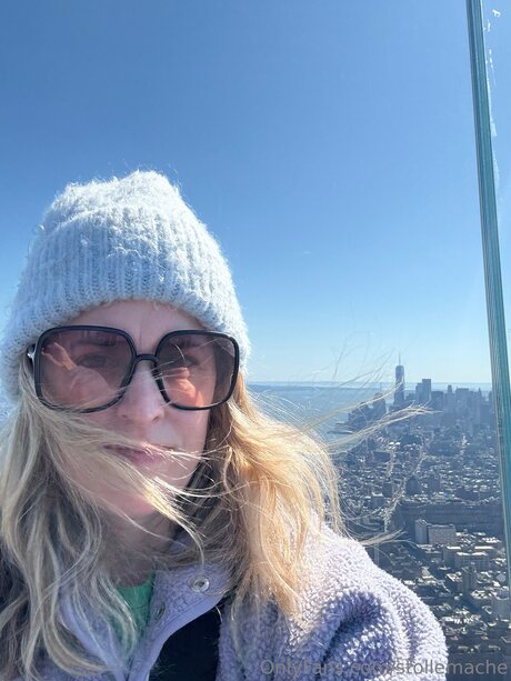 Stollemache ポルノスター 美しい ギャラリー