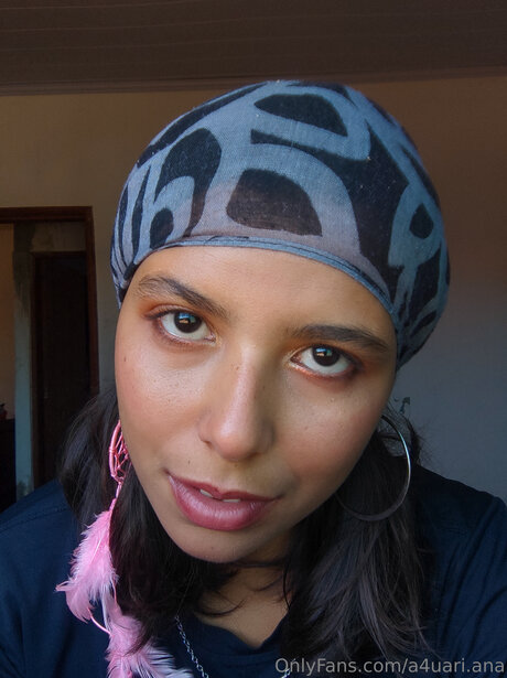 ブルネットの教師OnlyFans セクシー裸 ギャラリー