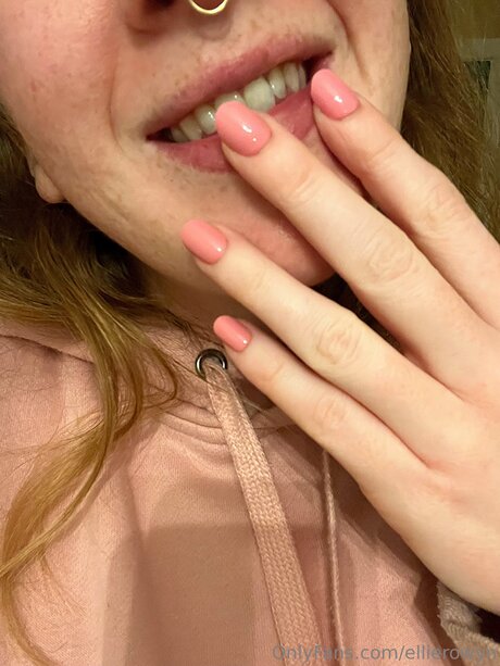 Ellierowyn 完璧なスター 画像