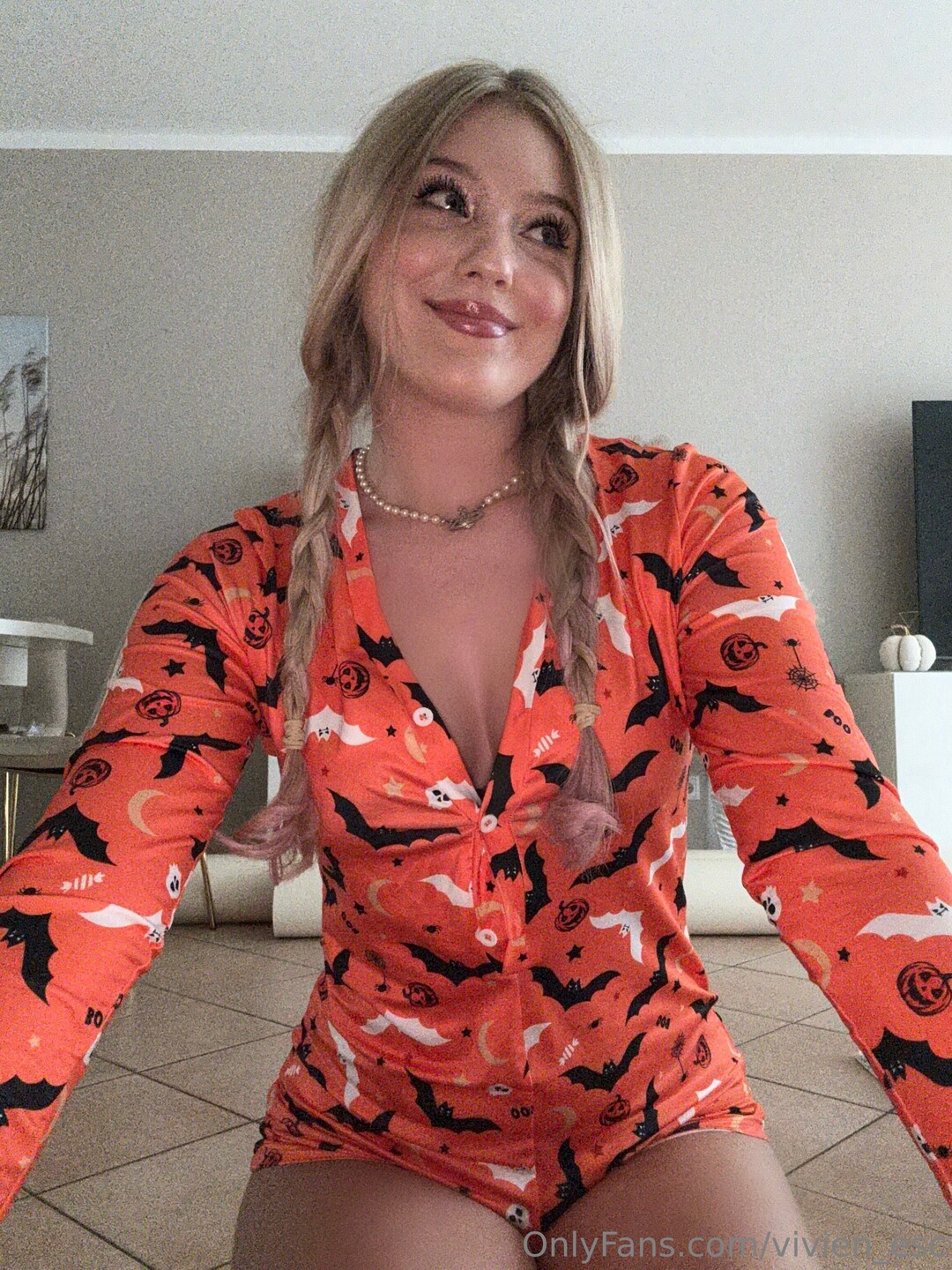 ニューハーフ 熟女 OnlyFans 無料セックス 画像