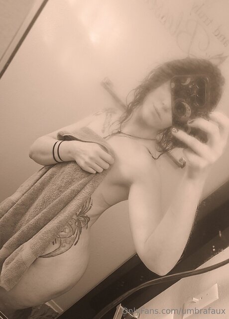 アジア人痴女OnlyFans 無料セクシー 写真