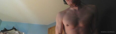 Illdylan アダルトモデル 画像