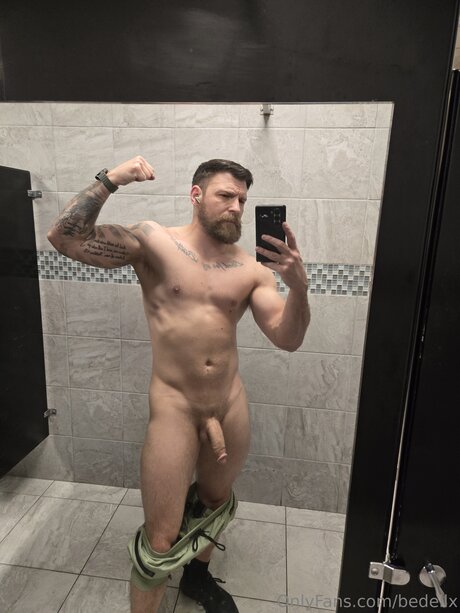 Bedellx エロティック女優 写真