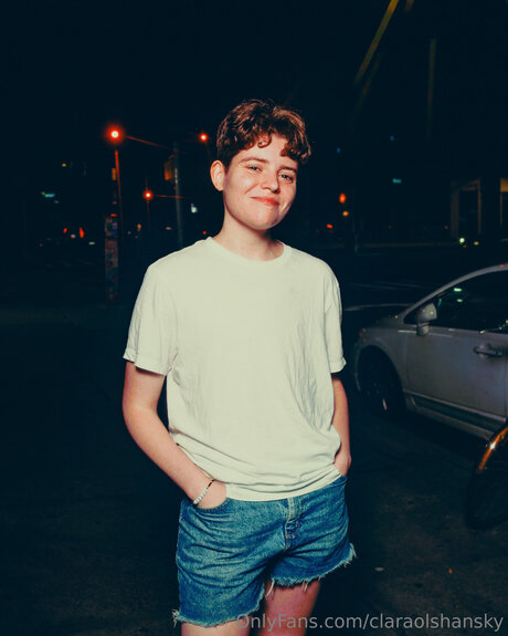 Carsonolshansky セクシーなポルノスター 写真