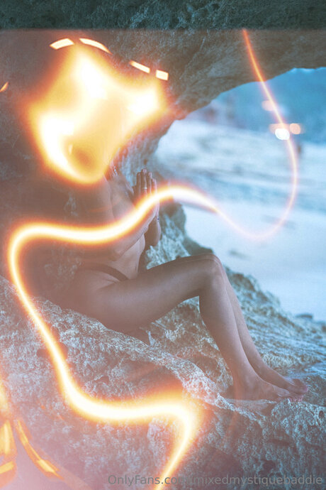 Mixedmystiquebaddie 完璧なポルノスター 画像