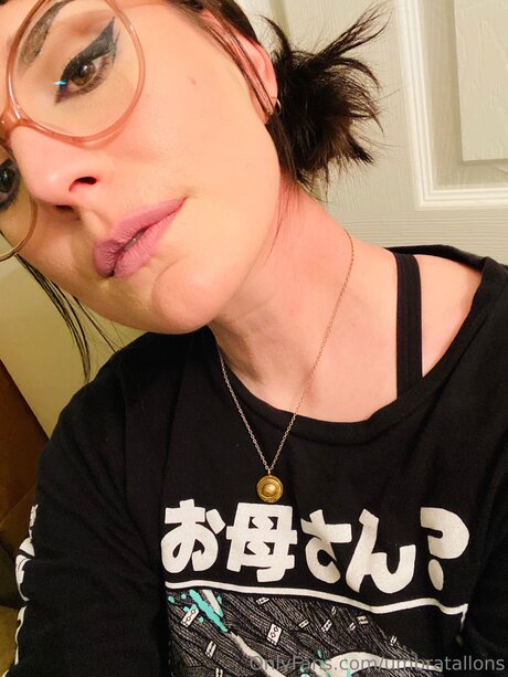 曲線美のアナルOnlyFans セクシーxxx ギャラリー