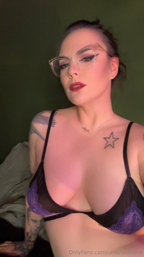 Umbratallons ヌードモデル 画像