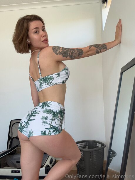 Leia Simmons トップモデル 画像