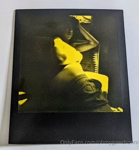 Ohmygawdronni 独占ポルノスター 写真