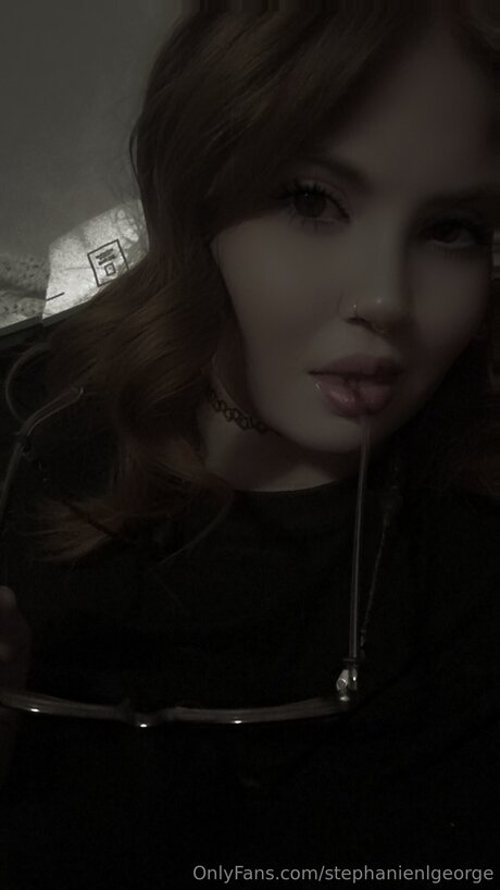 Stephanienlgeorge 独占女優 ギャラリー