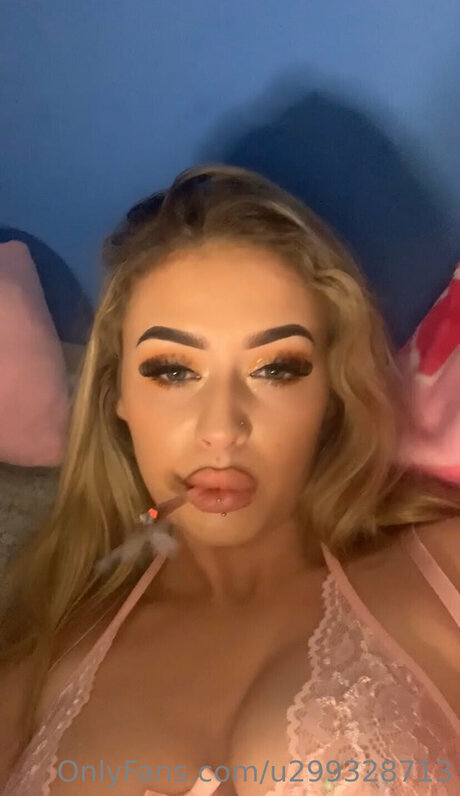 U299328713 ホット女優 写真