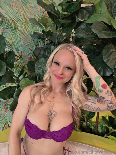 Cjhotwifefree スター ヌード ギャラリー