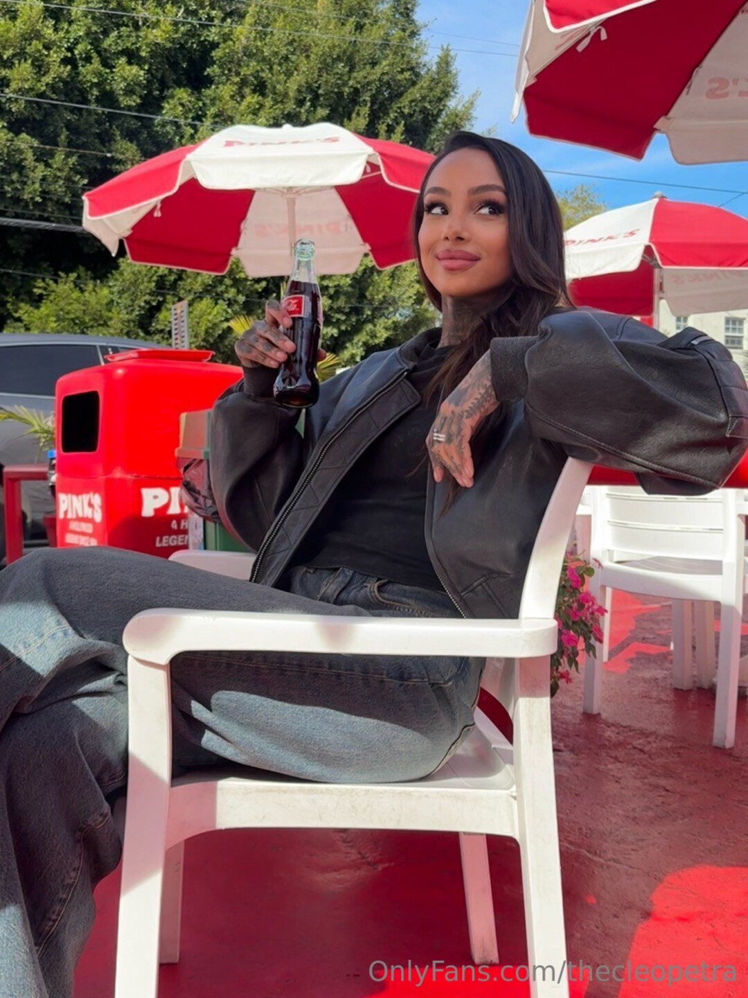 Thecleopetra エロティックモデル 写真